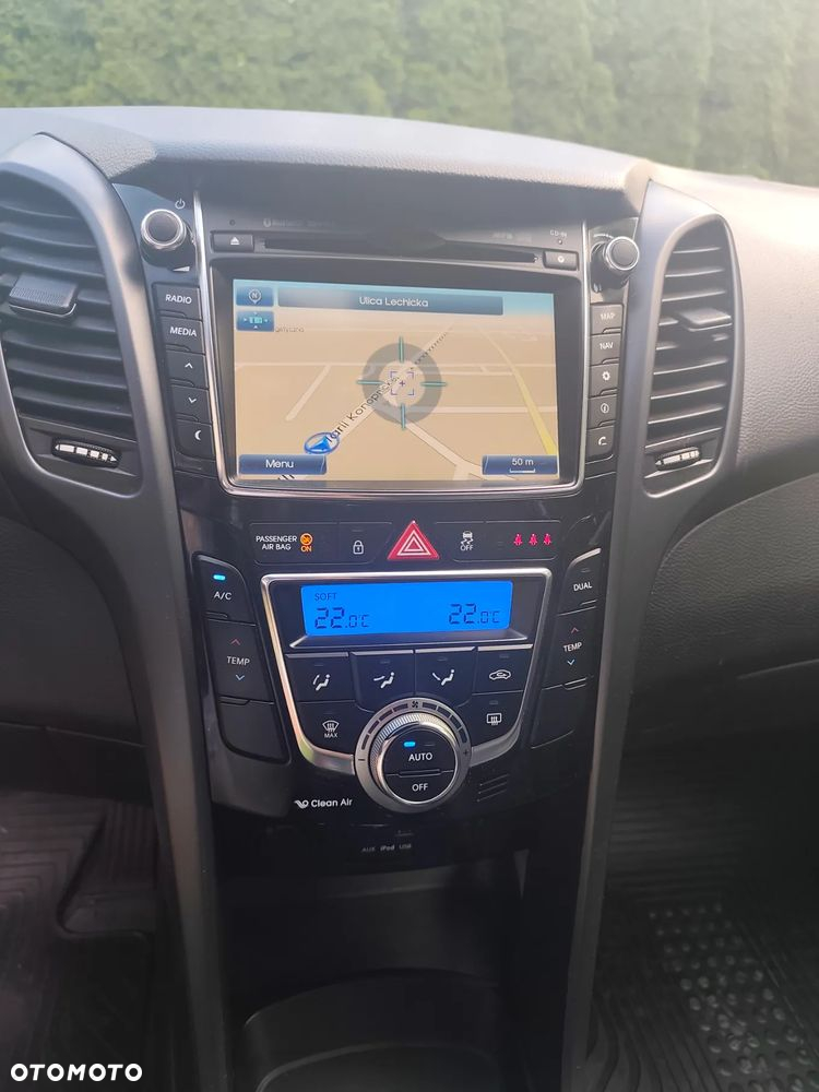 Hyundai i30 1.6 CRDi BlueDrive Go - 18
