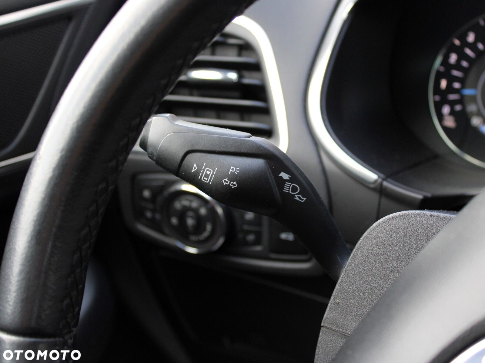 Ford S-Max - 26