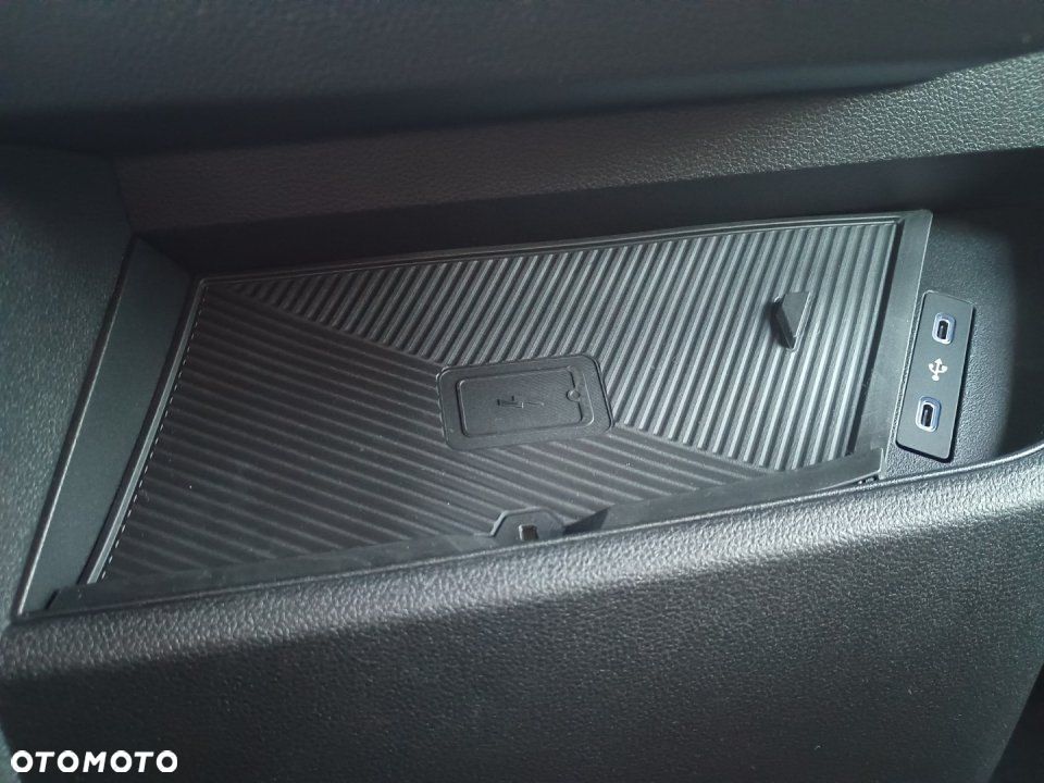 Nissan Interstar - 10