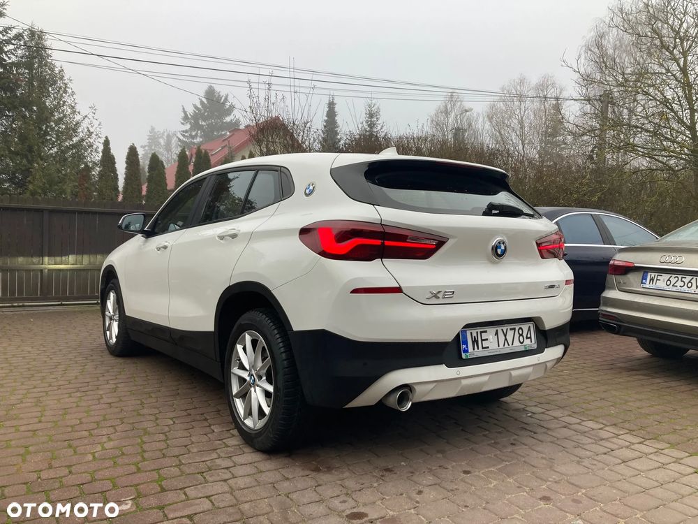 BMW X2 sDrive18i Advantage - 4