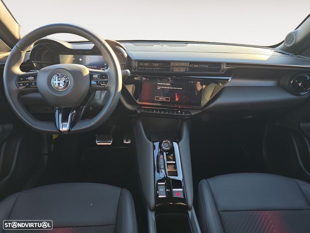 Alfa Romeo Junior 1.2 Speciale eDCT6 - 10