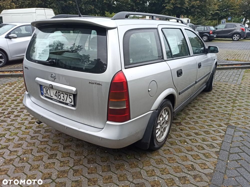 Opel Astra - 2