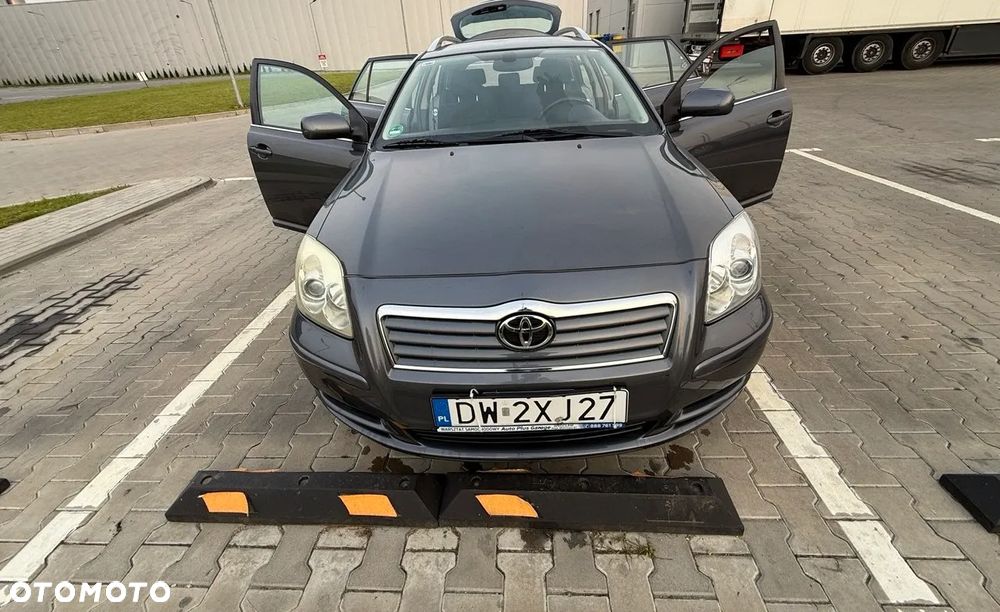 Toyota Avensis 1.8 VVT-i Combi - 3