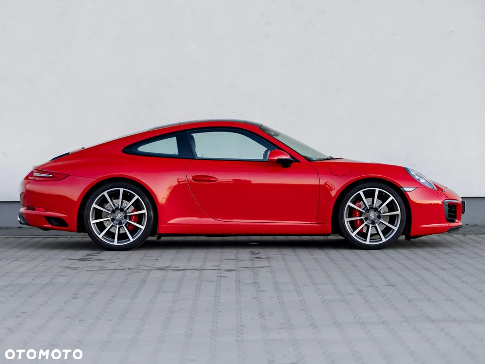Porsche 911 Carrera S PDK - 7