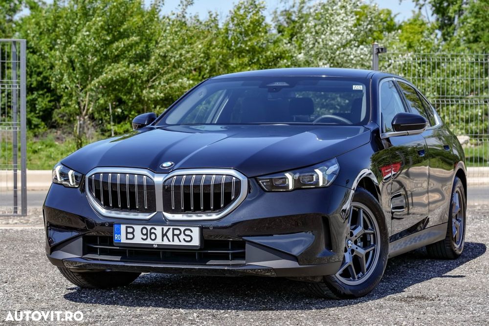 BMW Seria 5 520i AT MHEV - 16