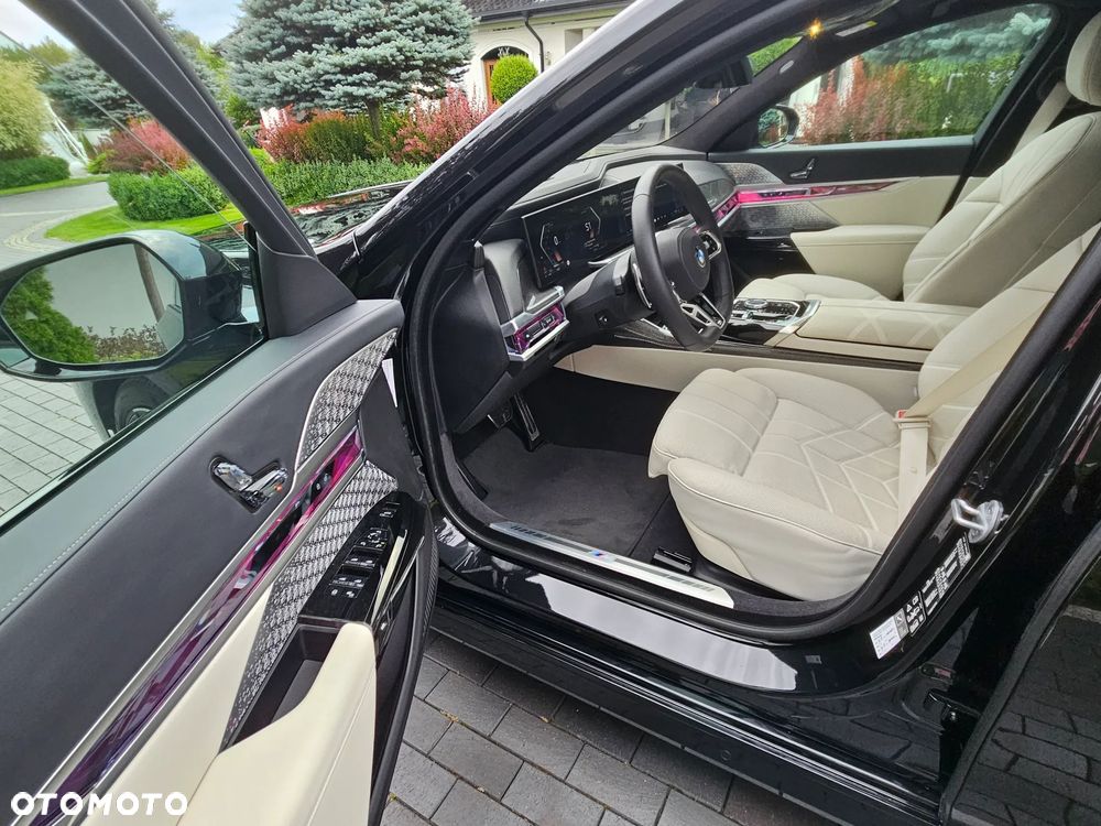 BMW Seria 7 740d xDrive mHEV sport - 19