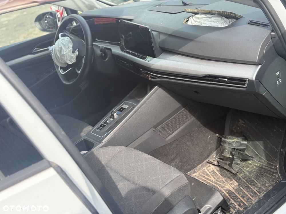 Volkswagen Golf - 15