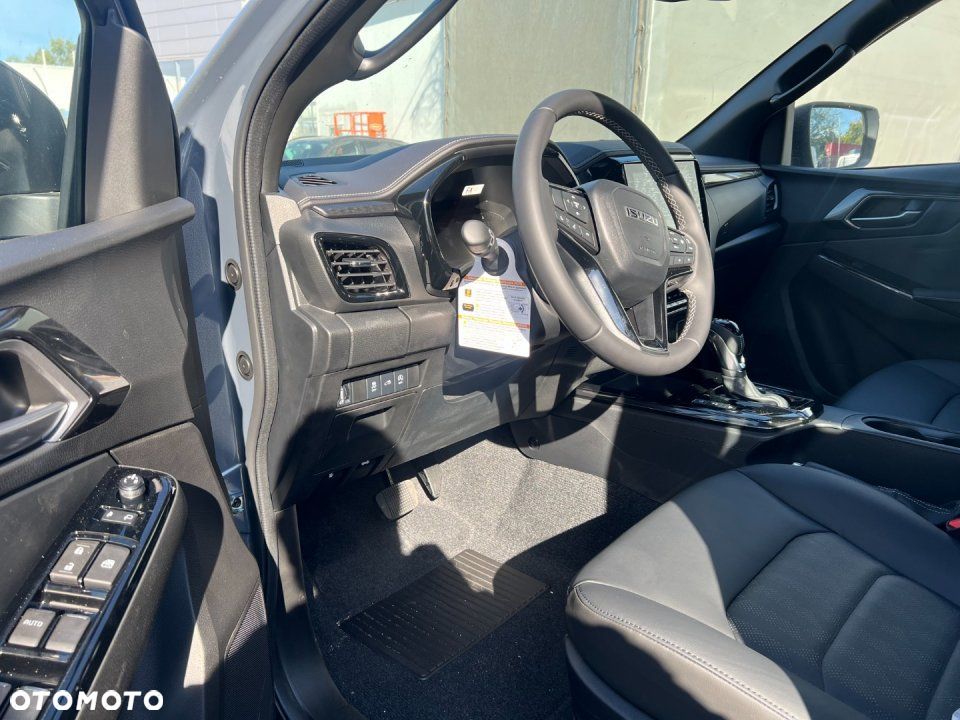 Isuzu D-Max - 4