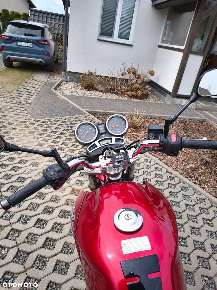 Yamaha YBR - 4