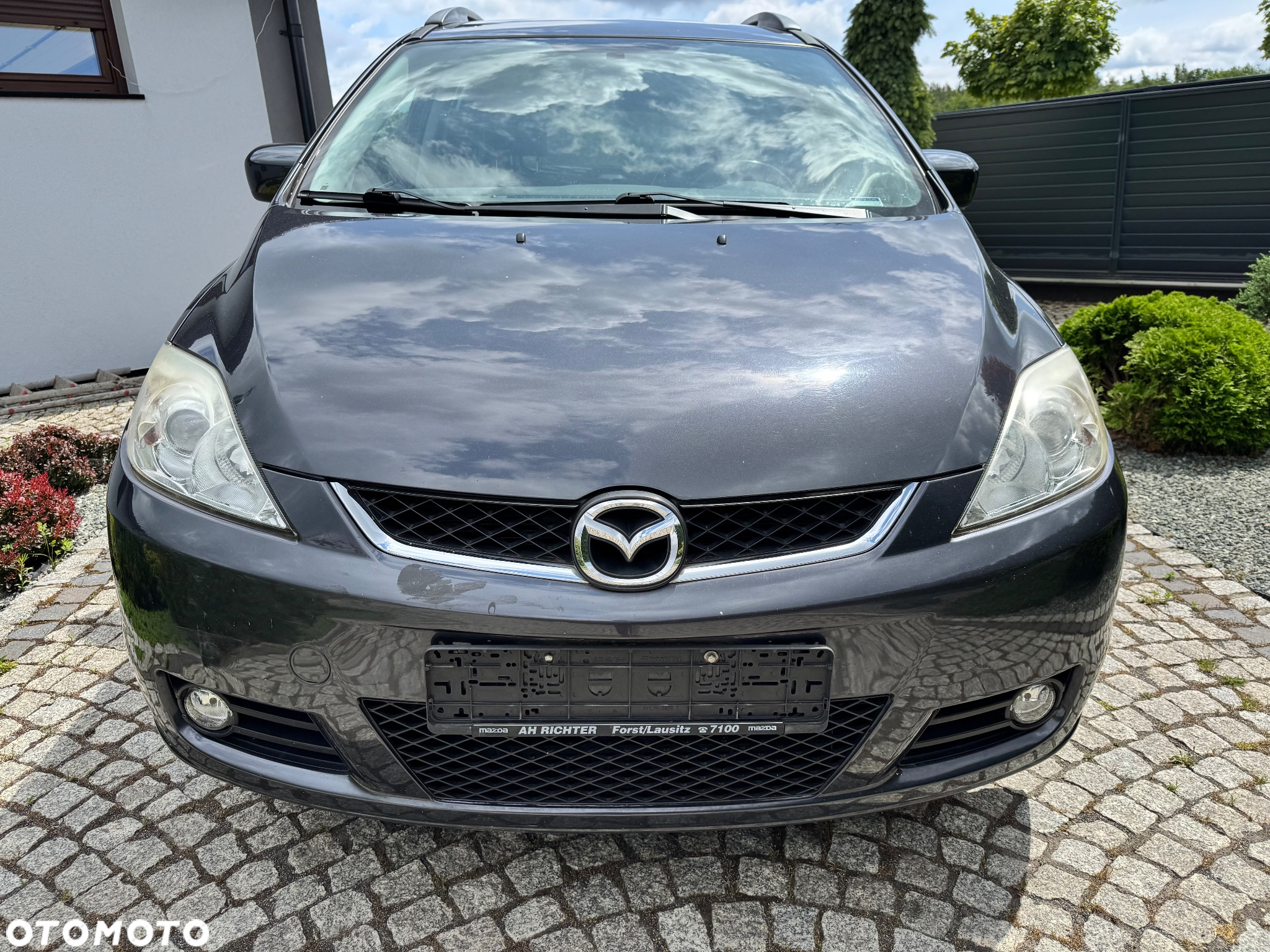 Mazda 5 - 5