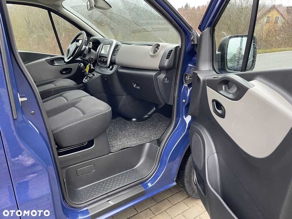 Renault Trafic - 18
