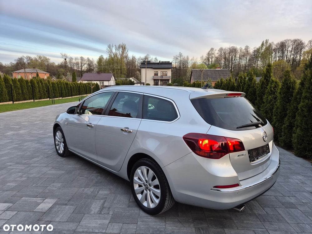 Opel Astra - 10