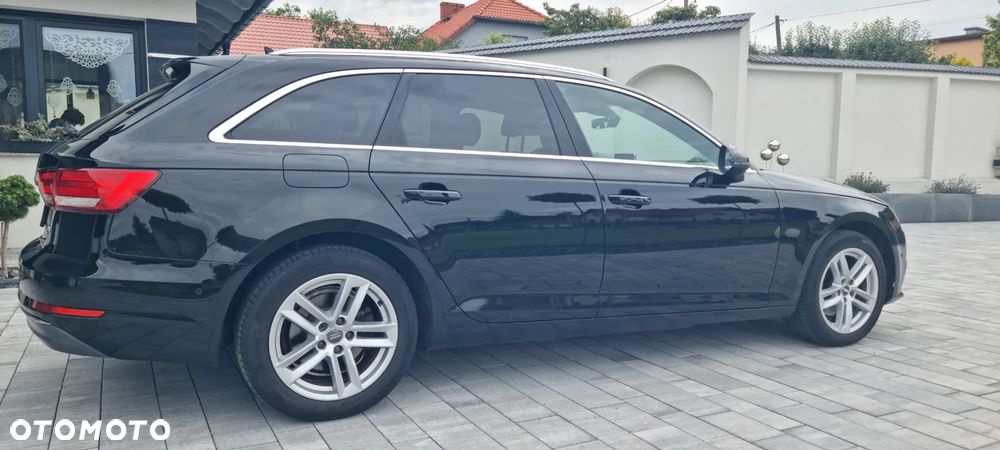 Audi A4 Avant 2.0 TDI design - 6