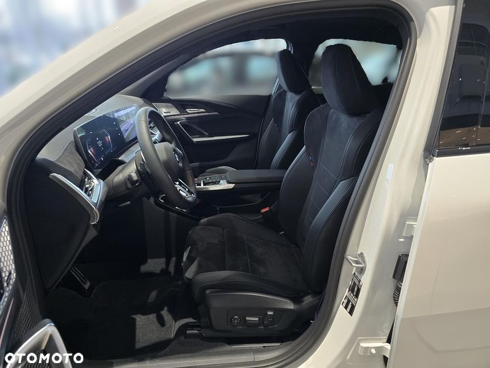 BMW X2 - 11