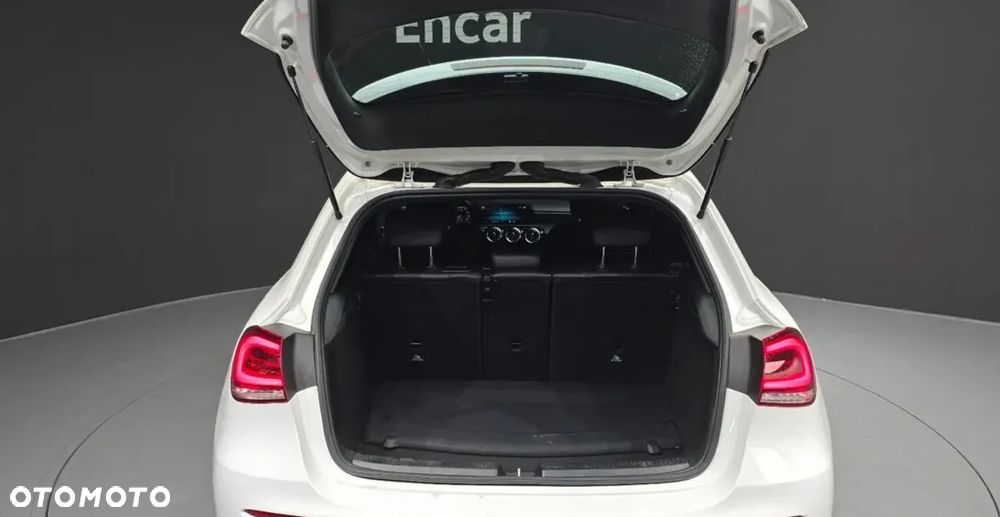 Mercedes-Benz Klasa A 220 4Matic 7G-DCT AMG Line - 17