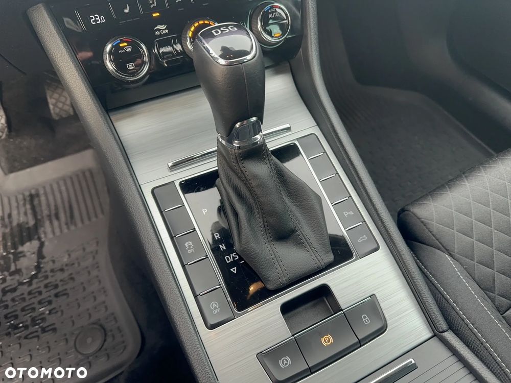 Skoda Superb 2.0 TSI Ambition DSG - 20