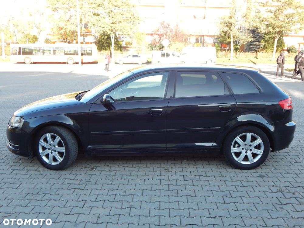 Audi A3 Sportback 1.6 TDI Ambition - 8