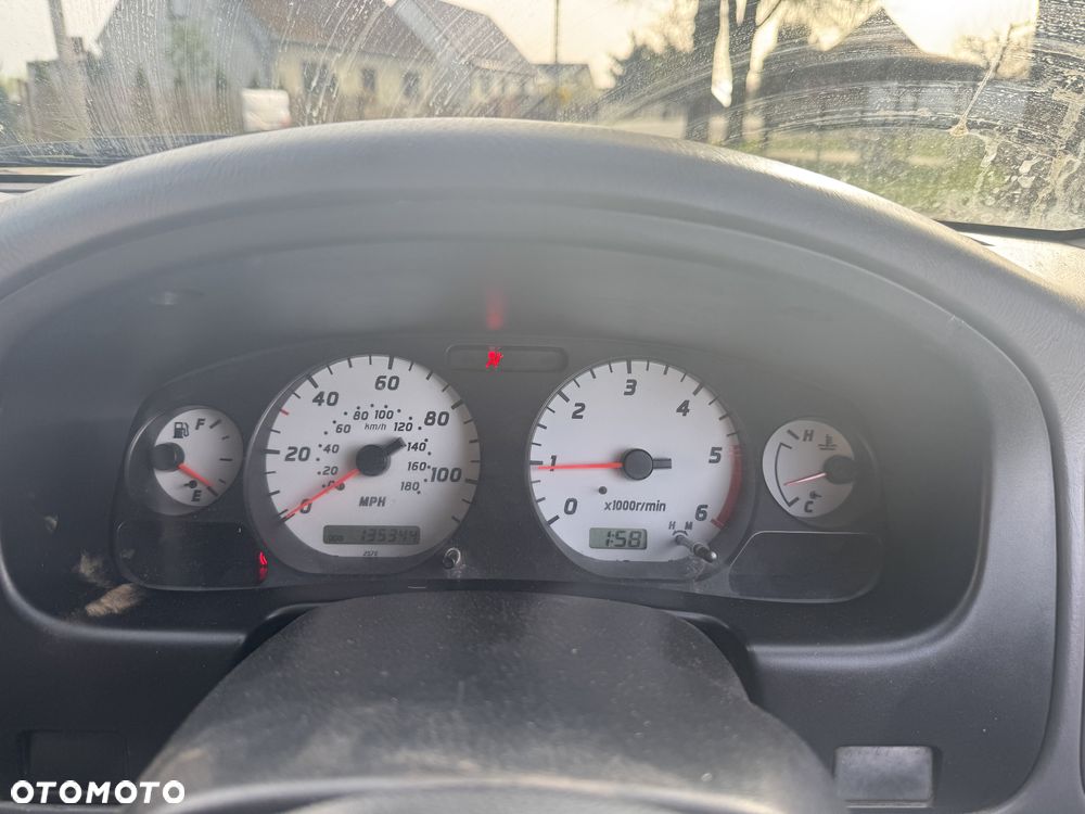 Nissan Navara - 12