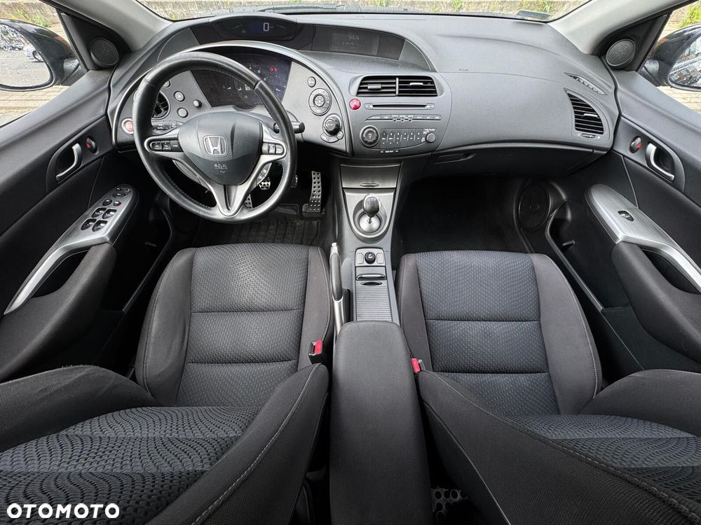Honda Civic 1.4 Comfort - 25