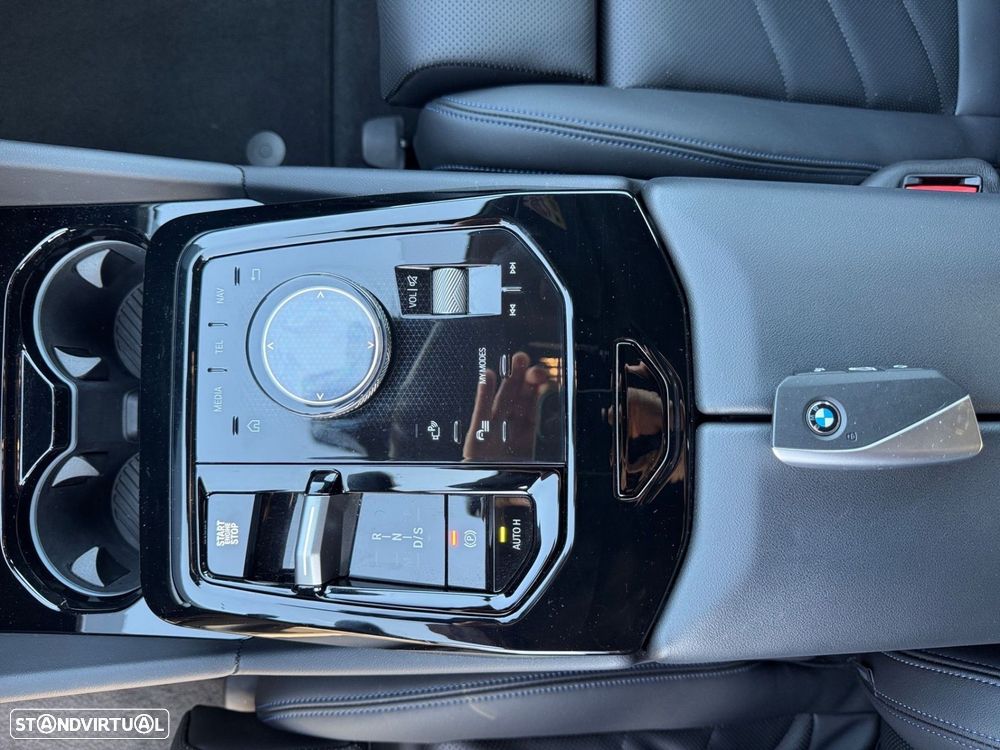 BMW 530 e Pack Desportivo M - 8