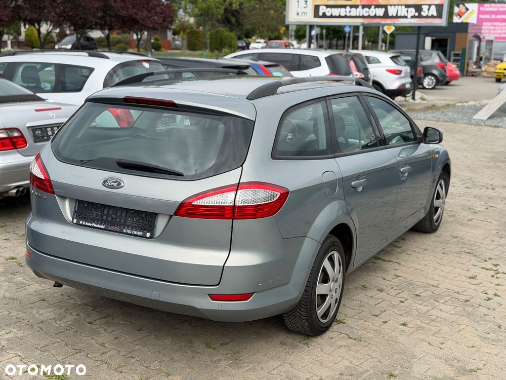 Ford Mondeo 1.6 Trend - 13
