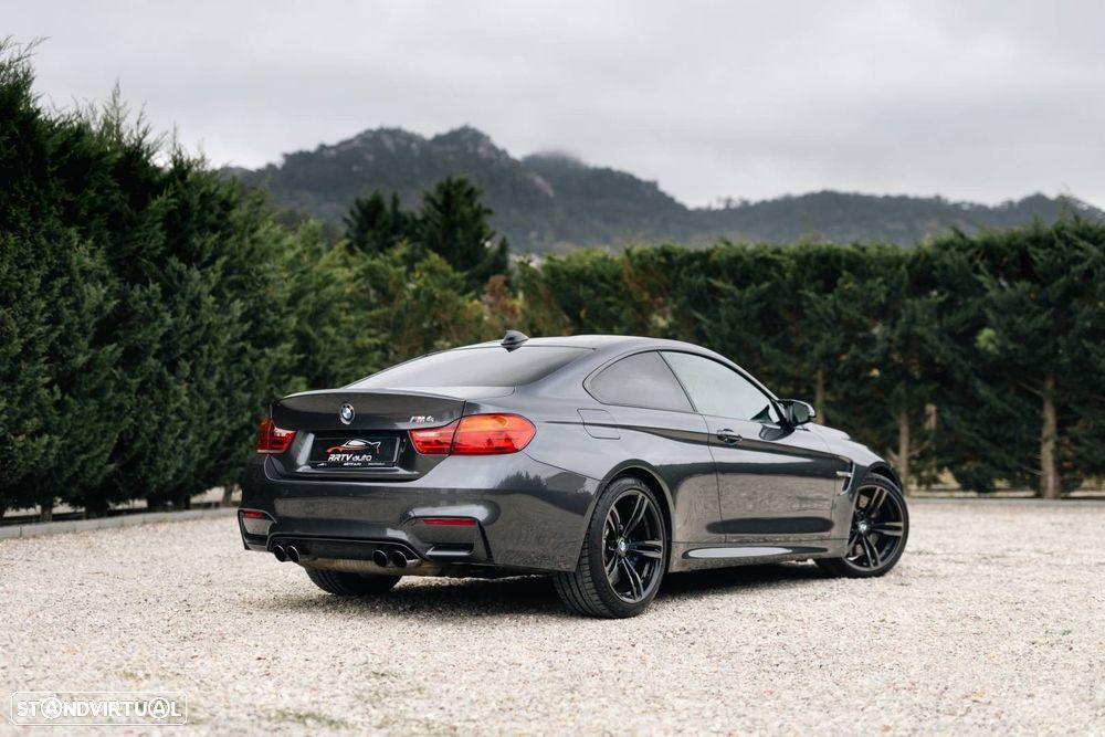 BMW M4 Auto - 10
