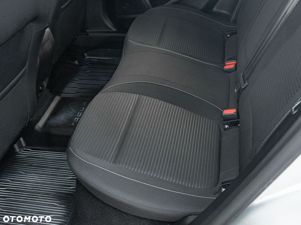 Ford Focus - 29