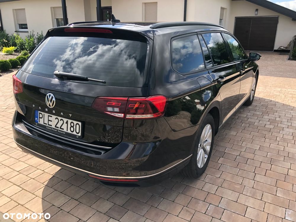 Volkswagen Passat 2.0 TDI SCR Comfortline - 4