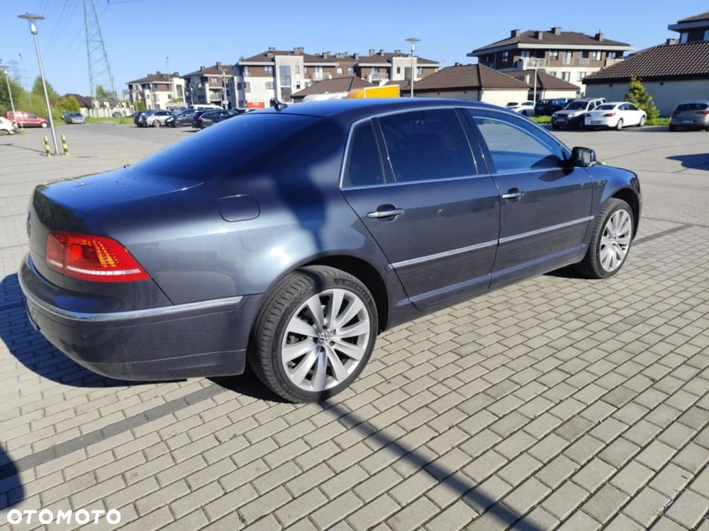 Volkswagen Phaeton - 23