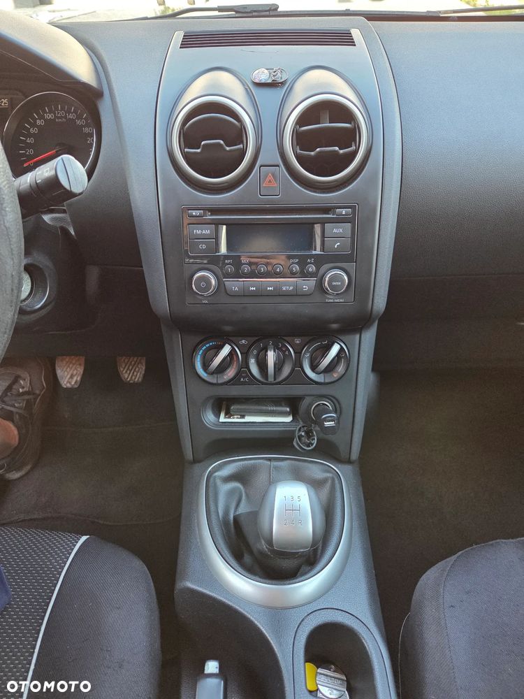 Nissan Qashqai 1.6 Visia - 6