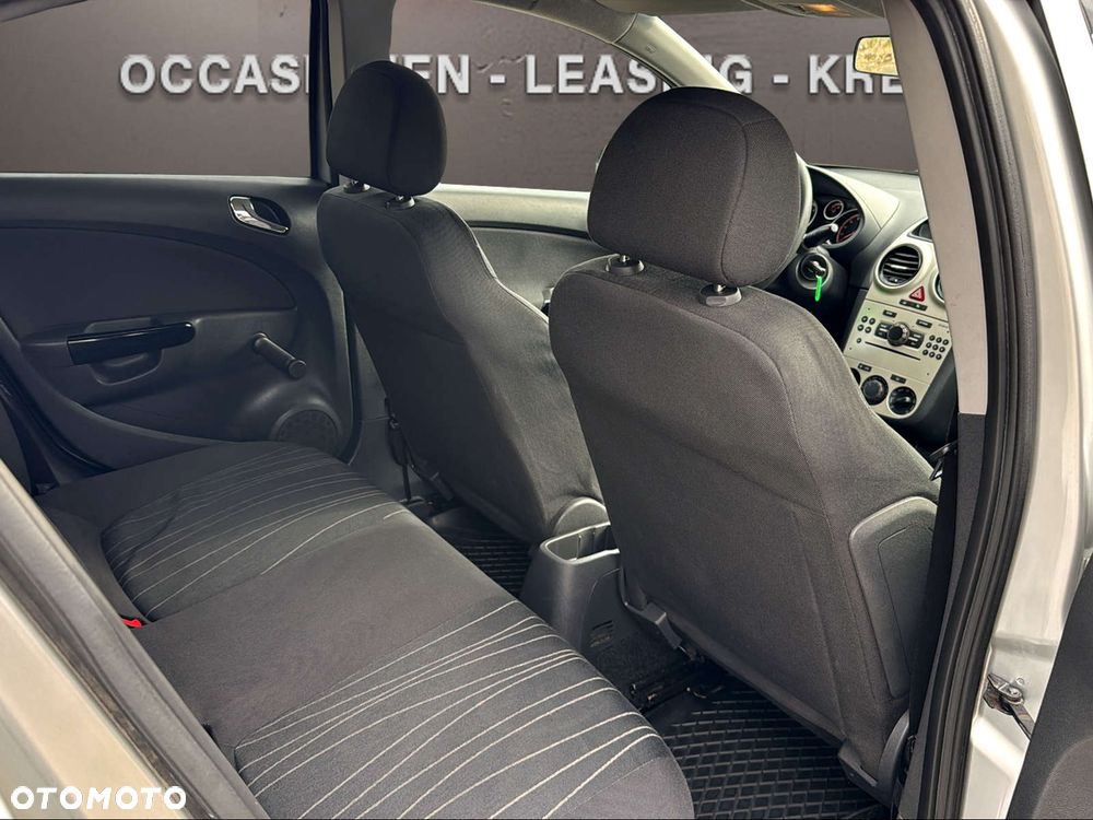 Opel Corsa 1.2 16V Sport - 9