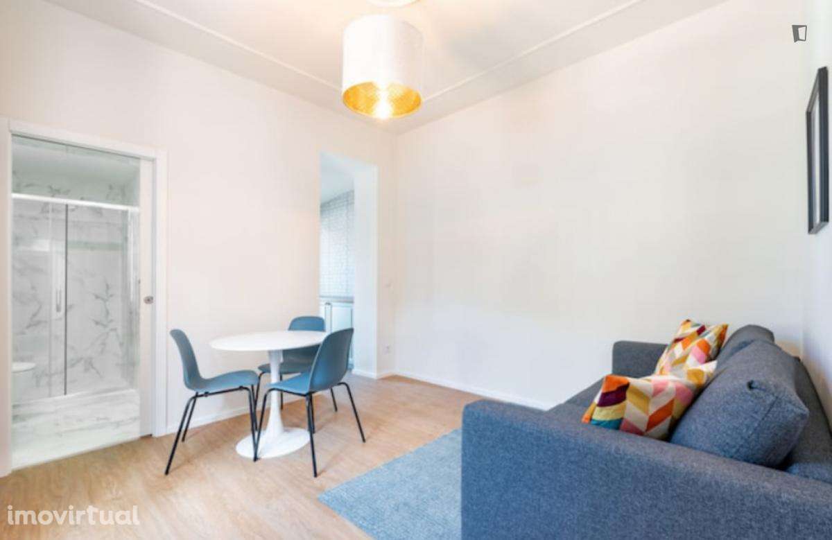 Apartamento com 1 quartos - localizado em Lordelo do Ouro Porto - Grande imagem: 5/18