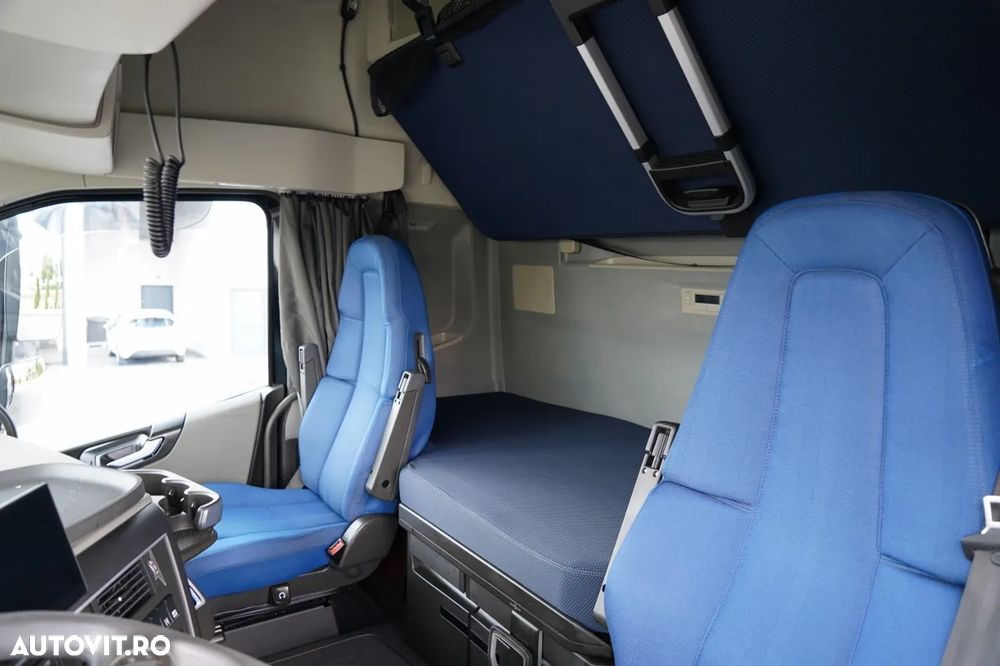 Volvo FH 500 / I-SAVE / TANDEM / 2023 / AER CONDIȚIONAT PARCARE / WECON / PUNTE RIDICATĂ / PUNTE DIRECȚIE / CONTRACT POST-SERVICE - 27