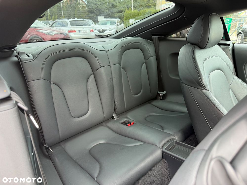 Audi TT Coupé - 13