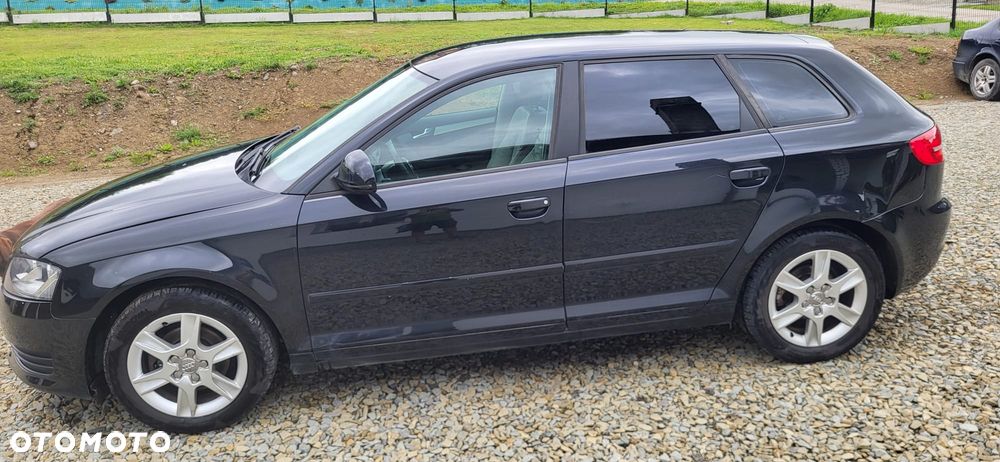 Audi A3 Sportback 1.9 TDI Ambiente - 10