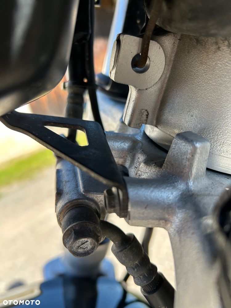 Suzuki SV - 6