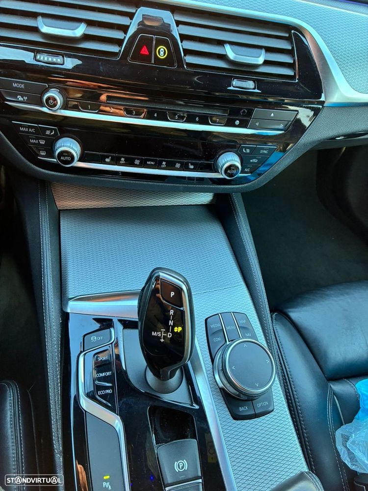 BMW 520 d Pack M Auto - 17