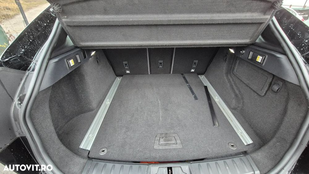 Jaguar F-Pace 20d AWD Aut. Prestige - 12