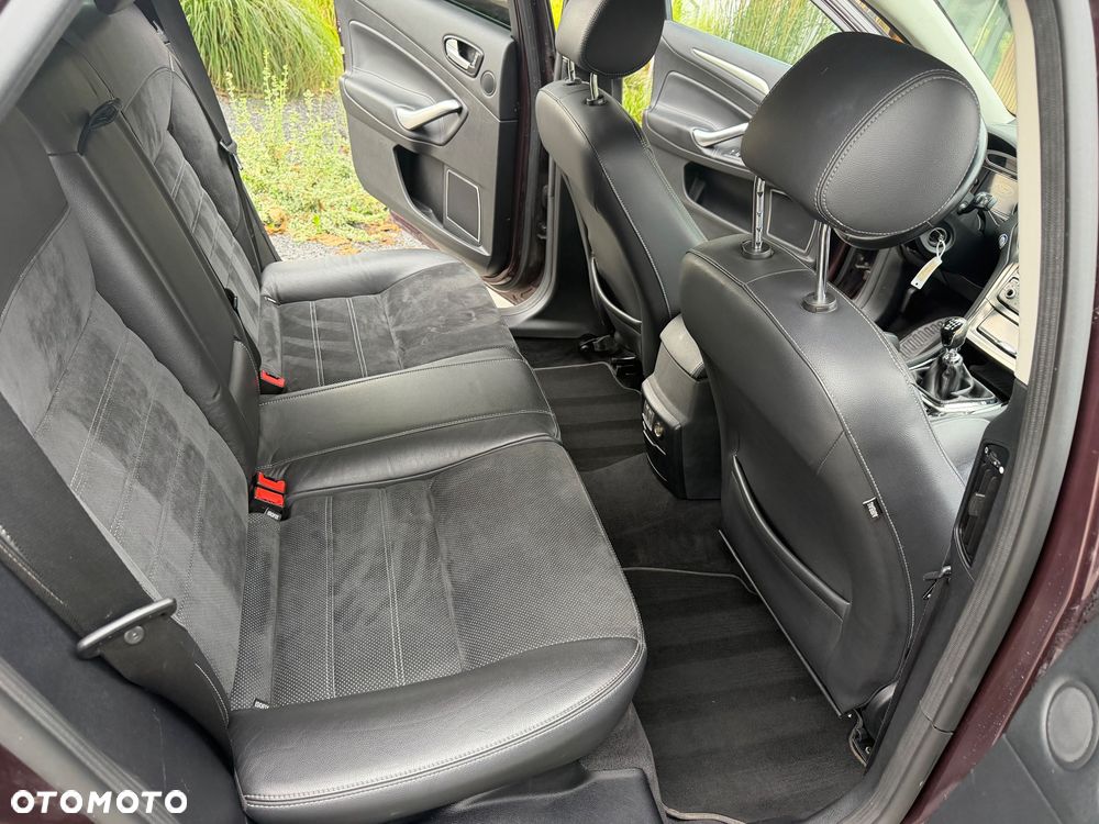 Ford Mondeo 2.0 TDCi Titanium - 17
