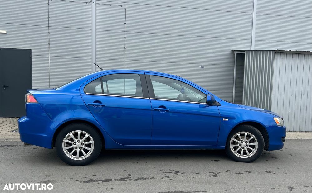 Mitsubishi Lancer - 3
