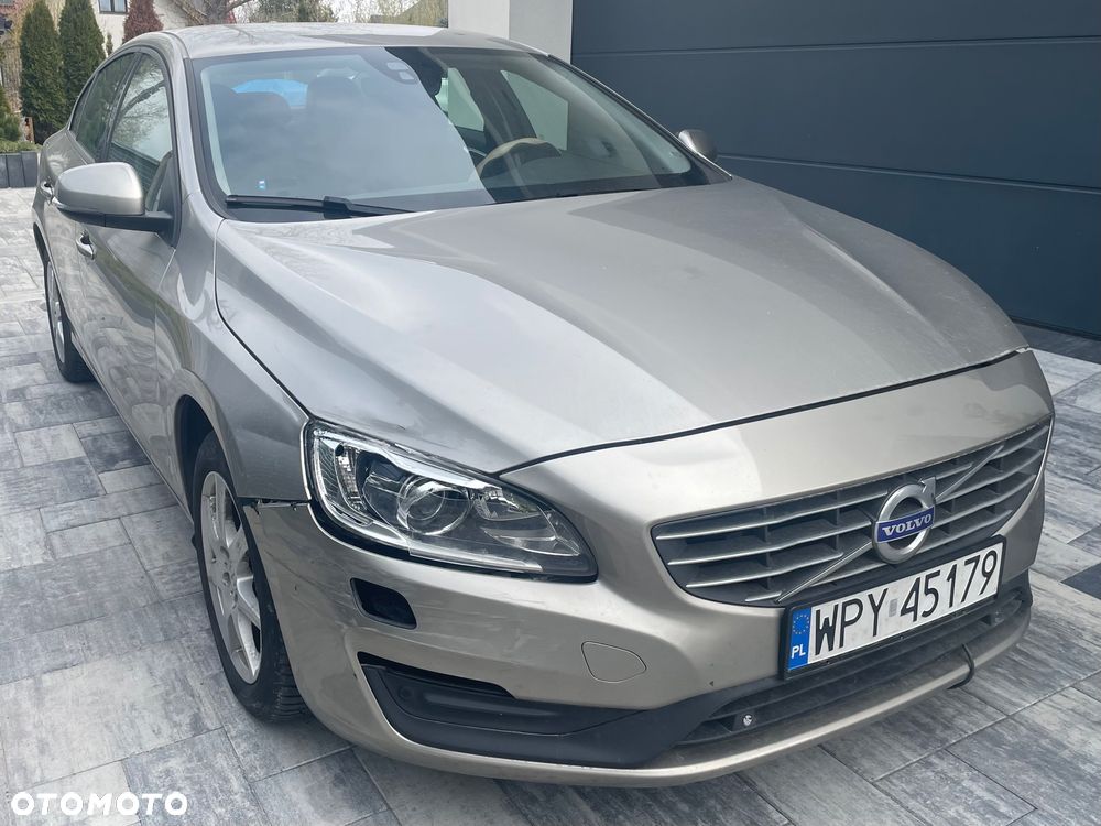 Volvo S60 T3 Drive-E Kinetic - 1