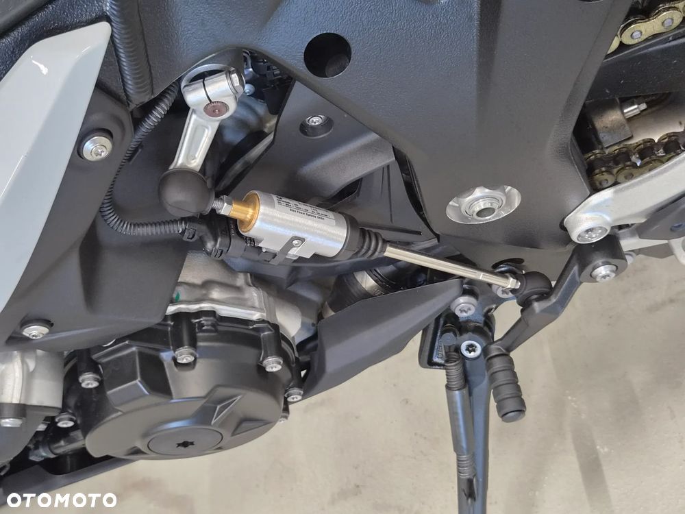BMW XR - 13