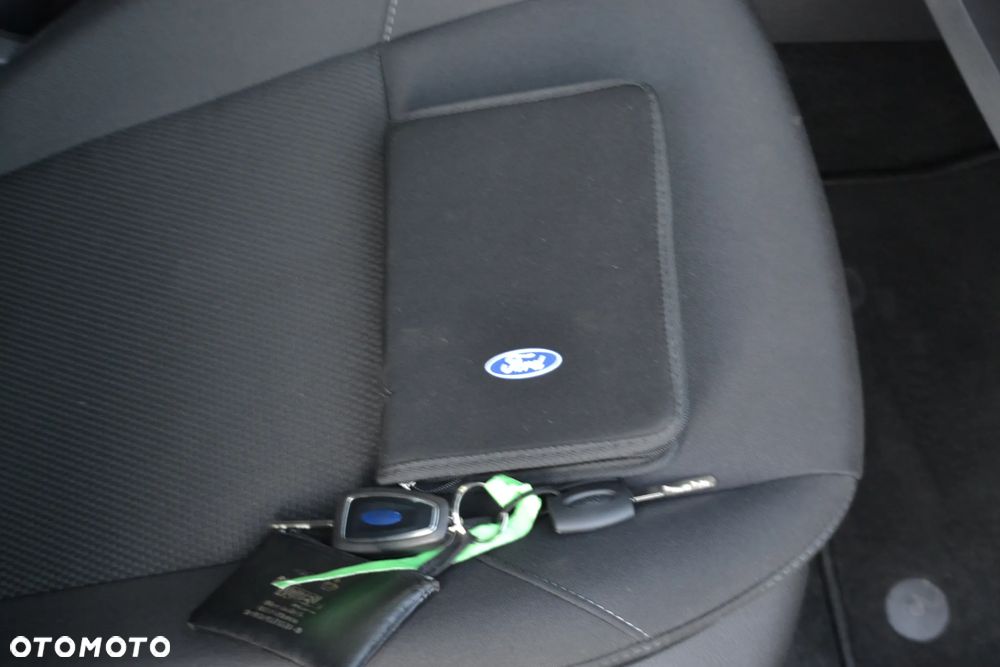 Ford Focus 1.5 EcoBoost Start-Stopp-System COOL&CONNECT - 39
