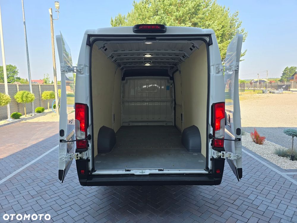 Fiat DUCATO L4H2 MAXI KOŁA16 Cali SILNIK IVECO 2,3 140KM 85 Tyś km SERWIS DO OSTATNIEGO Km ASO FIAT SALON POLSKA BOGATA OPCJA WYPOSAŻENIA  TEMPOMAT KAMERA COFANIA AIR-BAG x2 KLIMA - 18