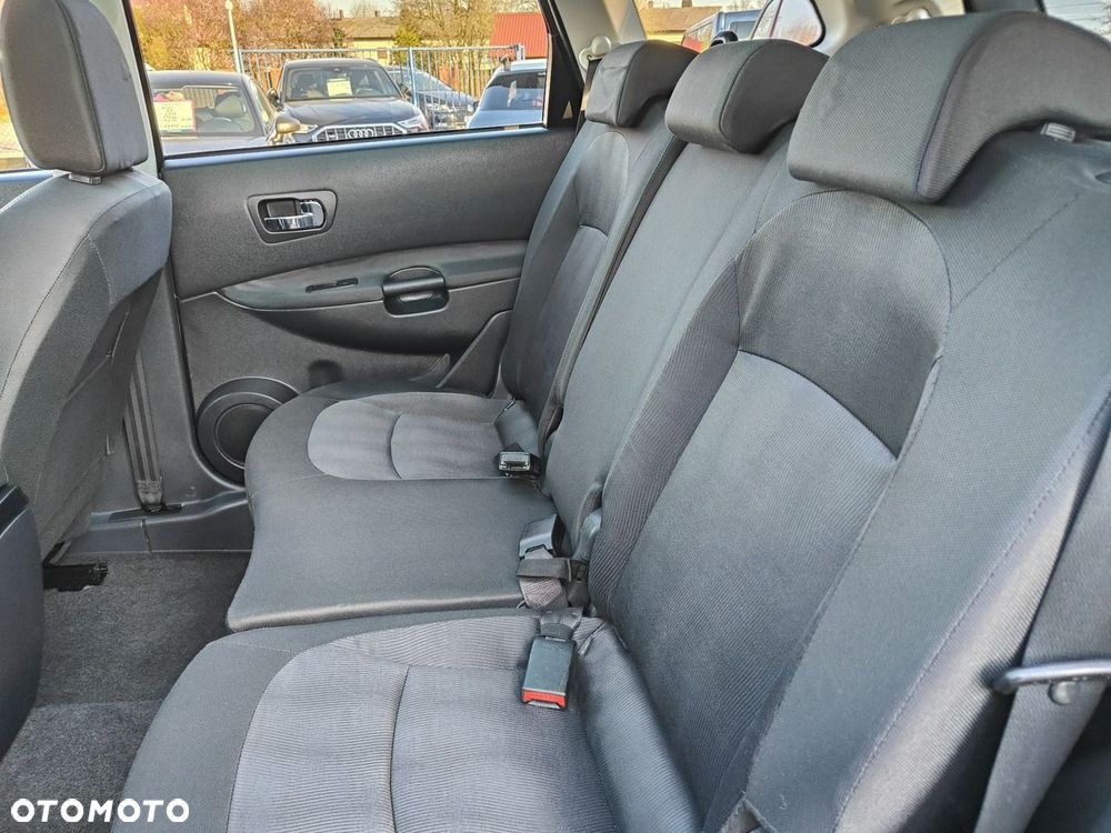 Nissan Qashqai+2 - 29