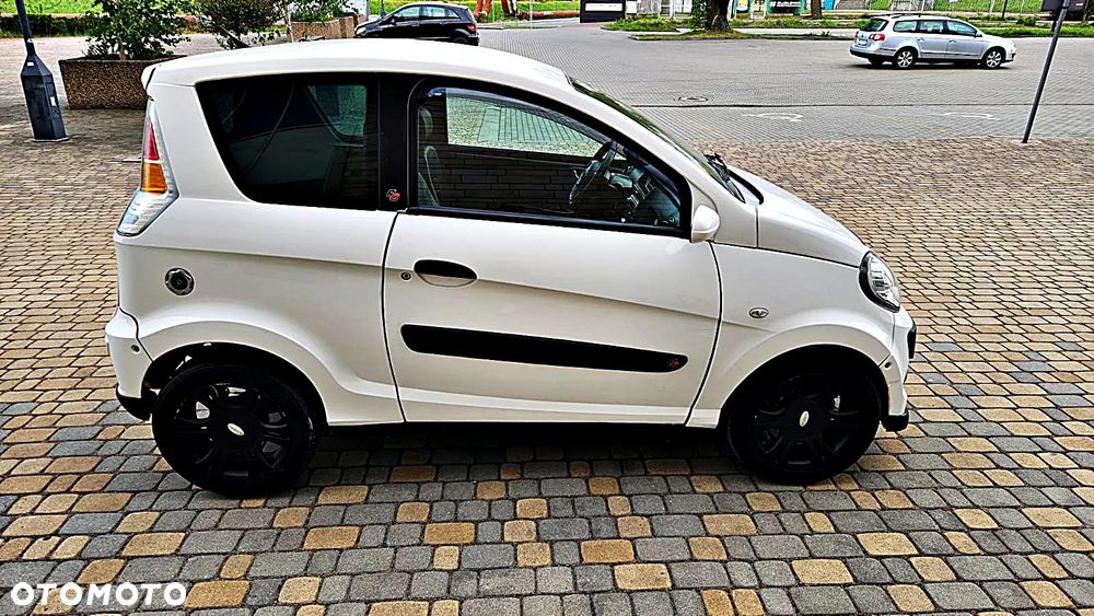 Microcar M.GO - 5
