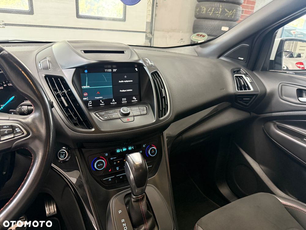 Ford Kuga 2.0 TDCi 4x4 ST-Line - 25