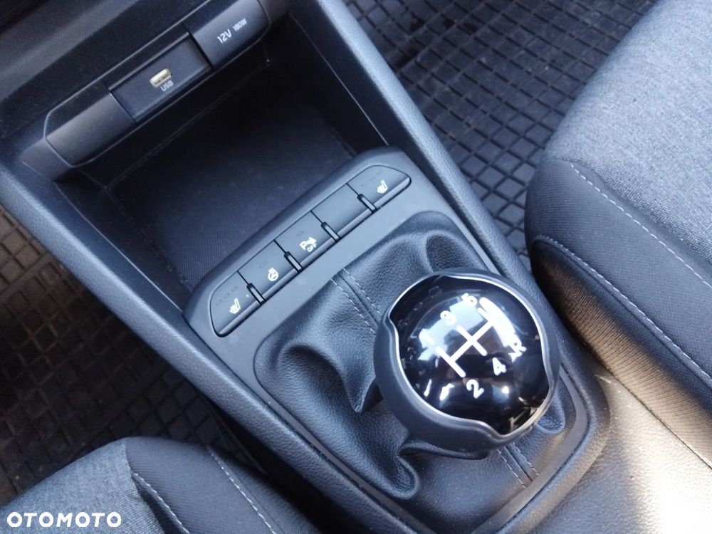 Kia Stonic 1.2 M - 17