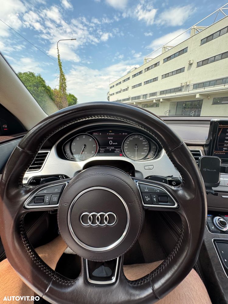 Audi S8 - 11