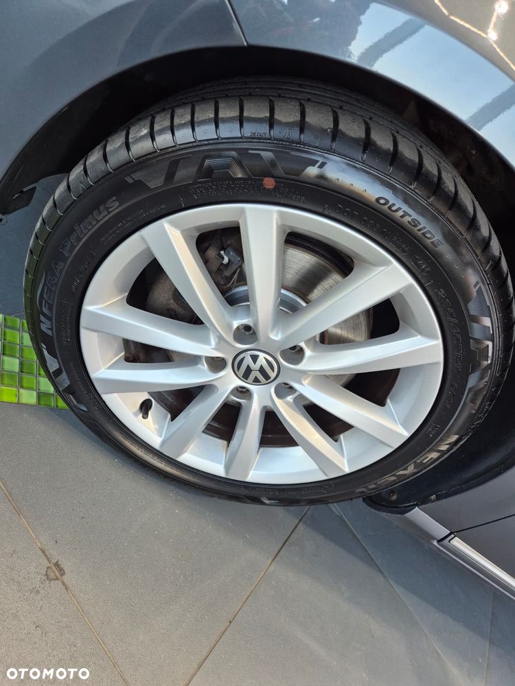 Volkswagen Passat 2.0 TDI BlueMotion Technology Highline - 11